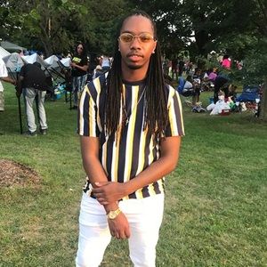 Meet your Posher, Deontae